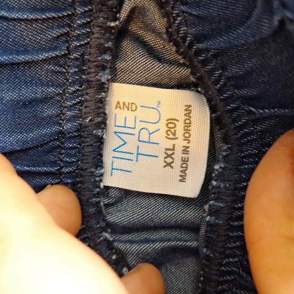 TIME AND TRU BLUE SHORTS XXL (20) - Picture 4 of 4